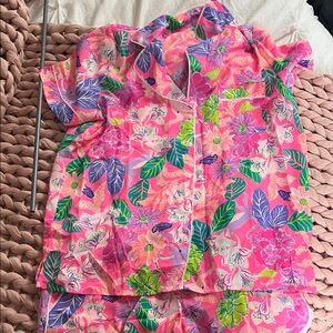 Lilly Pulitzer NWT Teagan Satin Pajama Set in Pink Isle